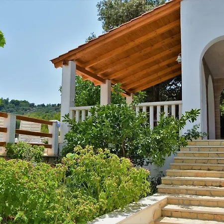Matea With Pool Holiday home *